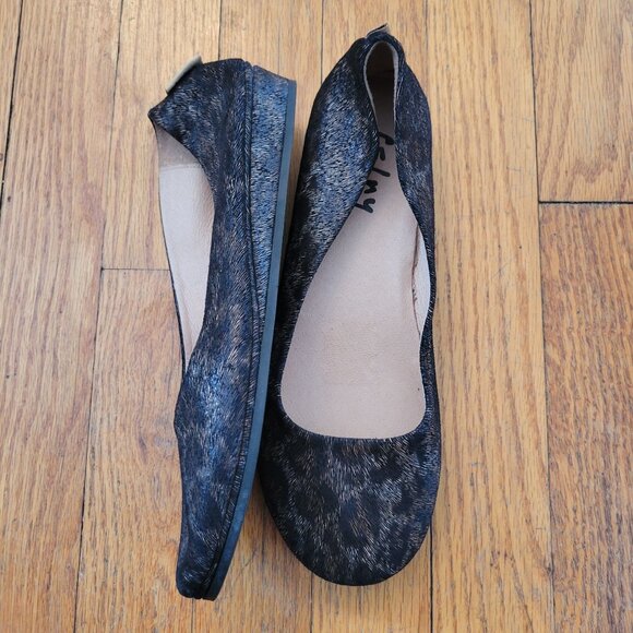 French Sole Shoes - FS NY 8 Italy Animal Leopard Print Flats Shoes Wedge Black Gold Metallic‎